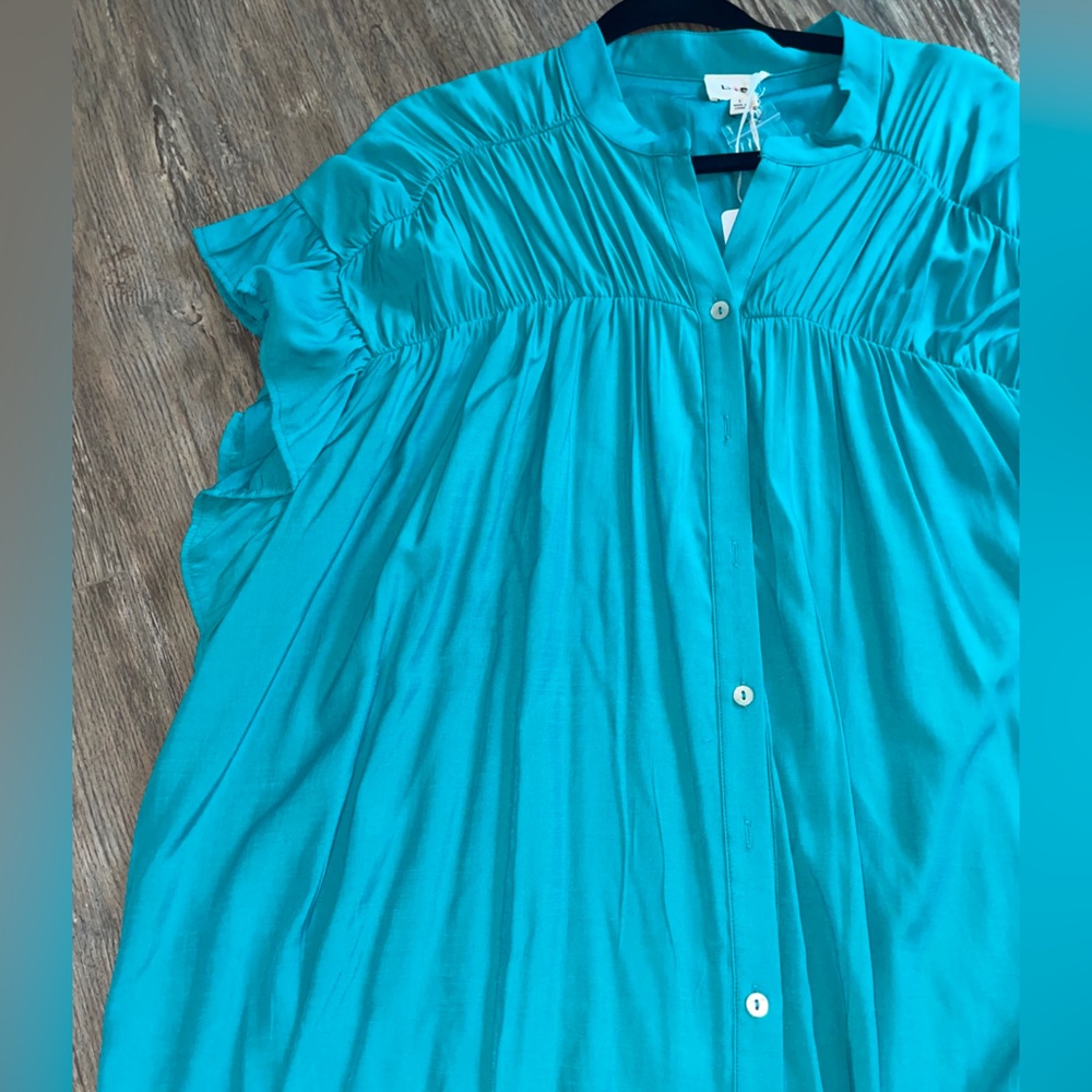 Aqua Button Up Ruffle Topππ - Picture 2 of 3